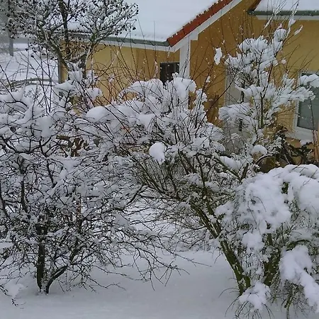 Land Fleesensee بيت للعطل